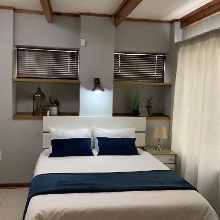 Impala Suite -Entire Unit- 2 Bedroom With 1 Ensuite Bathroom Ladysmith Luaran gambar