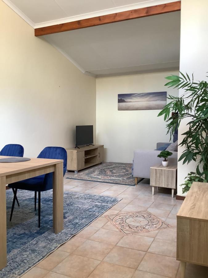 Impala Suite -Entire Unit- 2 Bedroom With 1 Ensuite Bathroom Ladysmith Luaran gambar